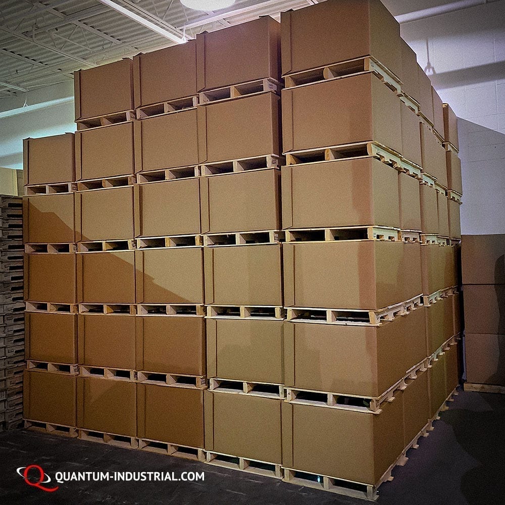 Quantum-Industrial-Supply-Pallet-Boxes-Flint-MI-IMG_0571